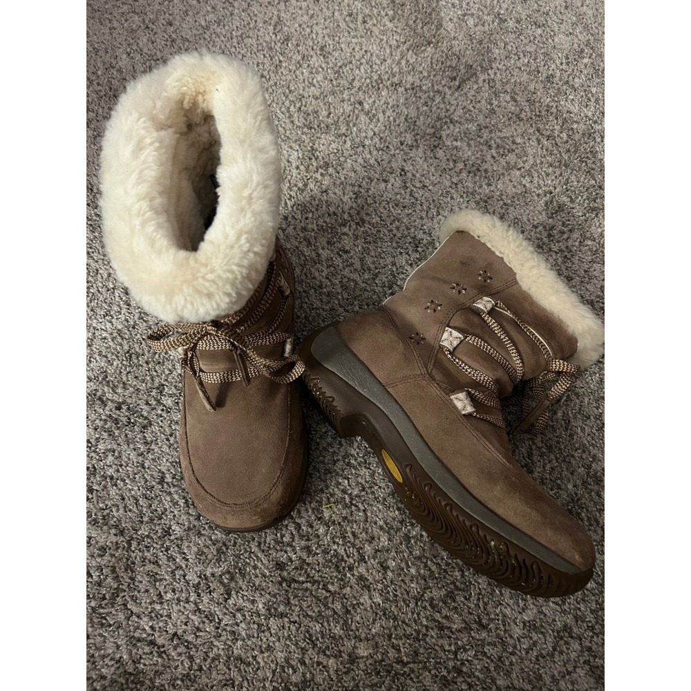Ulu Women Size 8.5 Brn Suede Shearling Lined Winter Snow Boots Lace Up Mid Calf